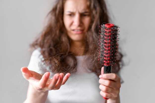 Как предотвратить выпадение волос на голове у женщины