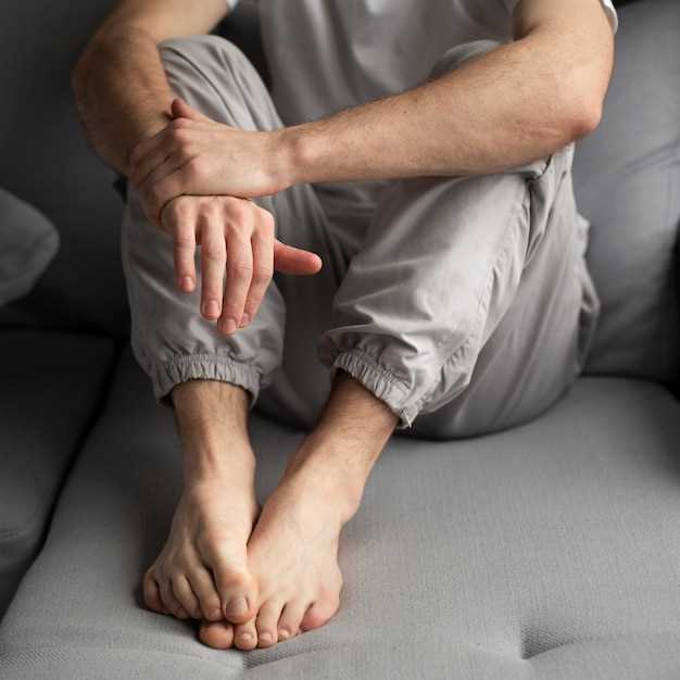 Причины и лечение дергания большого пальца на ноге